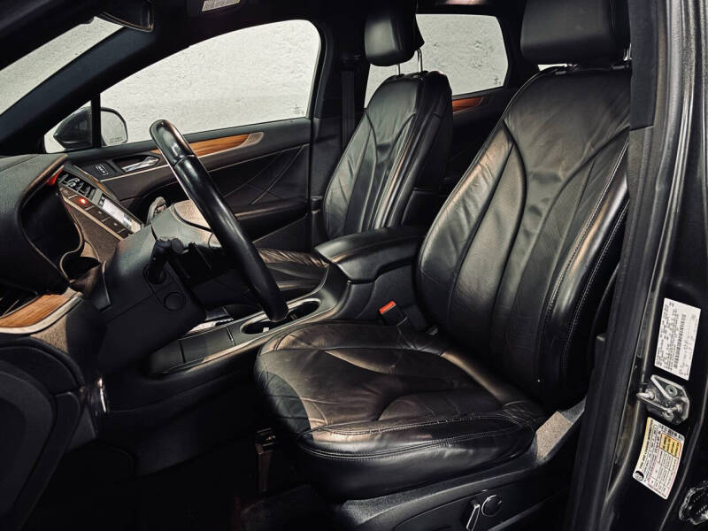 2017 Lincoln MKC Select