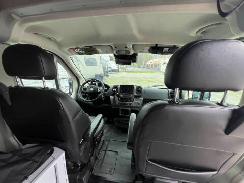 2023 Winnebago Solis 59PX