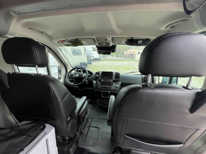 2023 Winnebago Solis 59PX