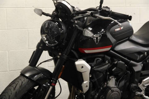 2023 Triumph TRIDENT 66