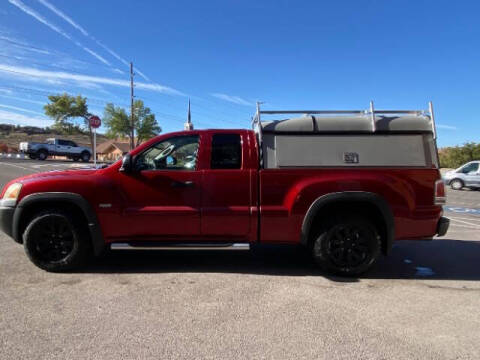 2006 Mitsubishi Raider Duro Cross V8