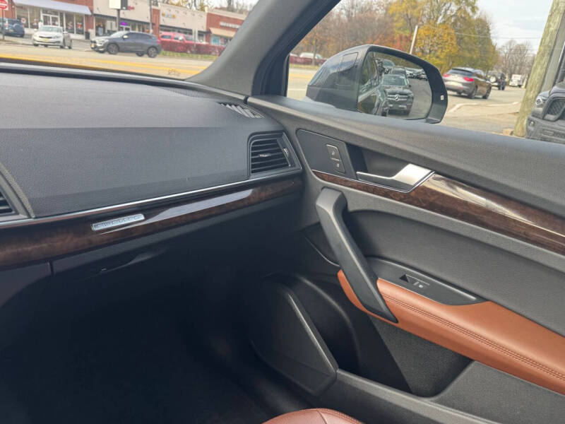 2019 Audi Q5 quattro Premium Plus 45 TFSI