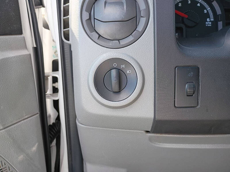 2011 Ford E-Series E-150