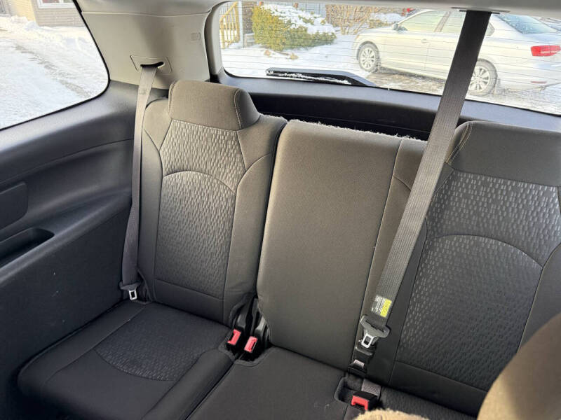 2016 GMC Acadia SLE-2