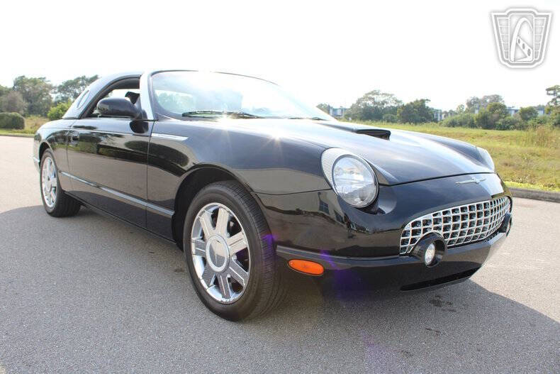 2005 Ford Thunderbird Deluxe
