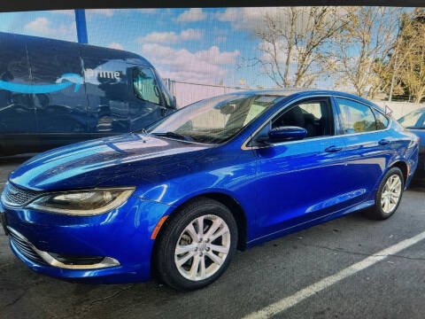 2015 Chrysler 200 for sale at Gold Rush Auto Wholesale in Sanger CA