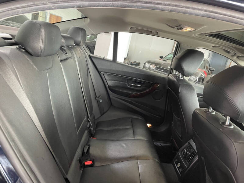 2015 BMW 3 Series 328i xDrive