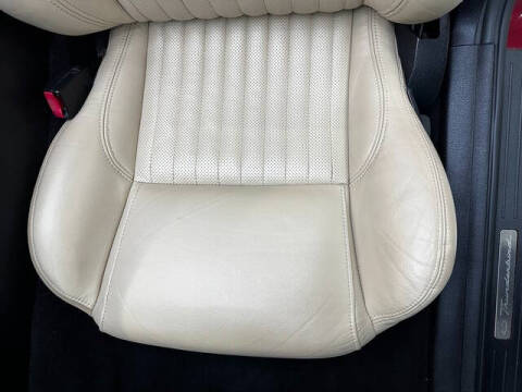 2004 Ford Thunderbird Deluxe