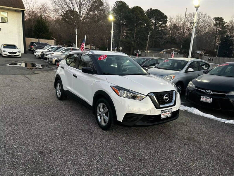 2019 Nissan Kicks S
