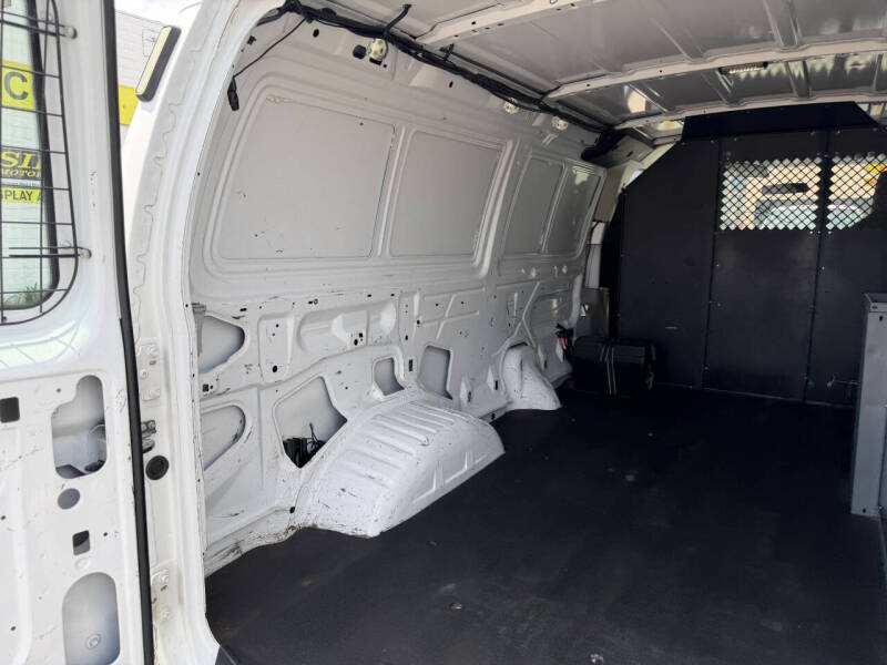2013 Ford E-Series E-150