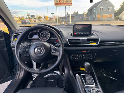 2015 Mazda MAZDA3 i Sport