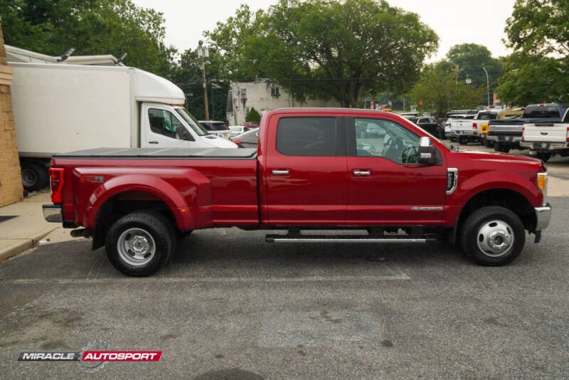 2017 Ford F-350 Super Duty Lariat