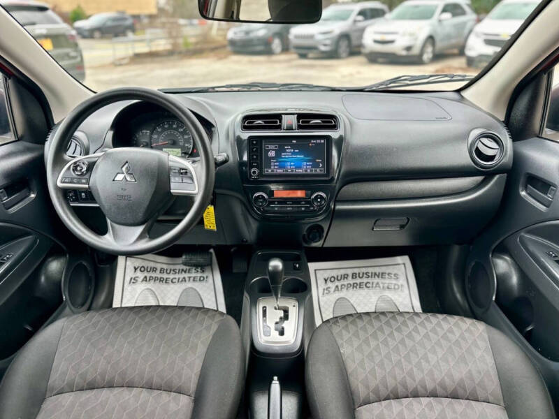 2024 Mitsubishi Mirage ES