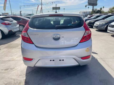 2017 Hyundai Accent SE