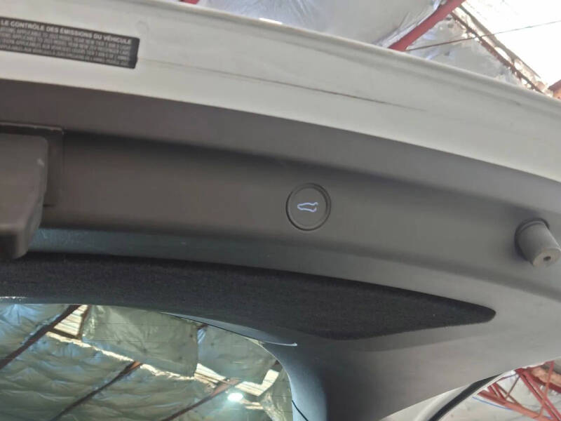 2021 Tesla Model Y Standard Range