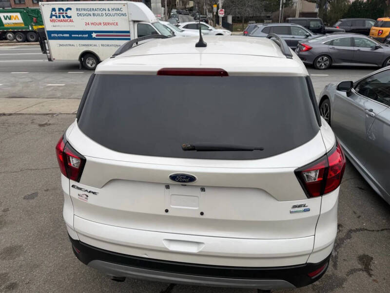2019 Ford Escape SEL