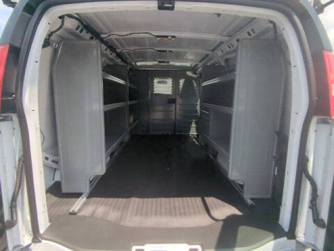 2025 GMC Savana 2500