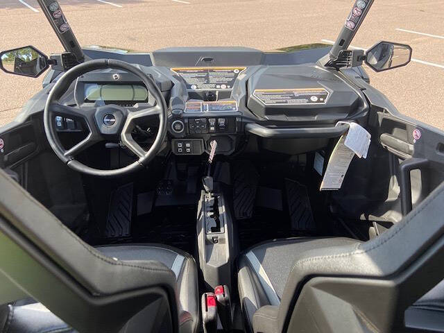 2025 Can-Am Commander Max XT-P 1000R