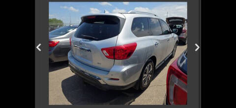 2019 Nissan Pathfinder SV