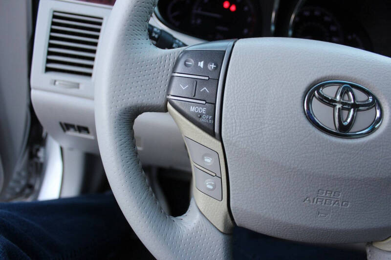 2011 Toyota Avalon Limited