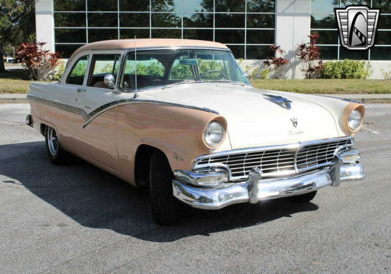 1956 Ford Fairlane