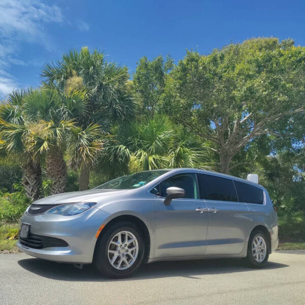 2017 Chrysler Pacifica LX