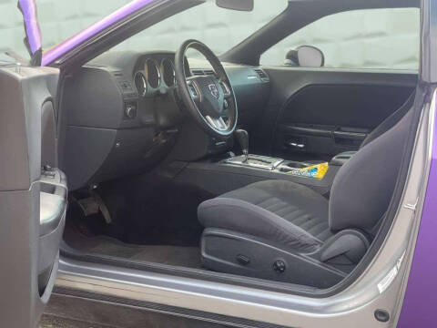 2014 Dodge Challenger SXT