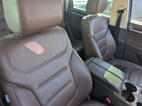 2012 Volkswagen Touareg