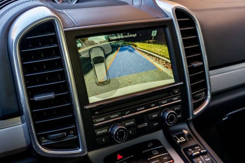 2015 Porsche Cayenne Turbo