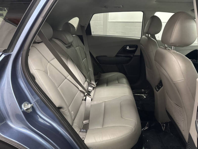 2021 Kia Niro Touring