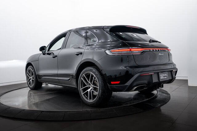 2025 Porsche Macan