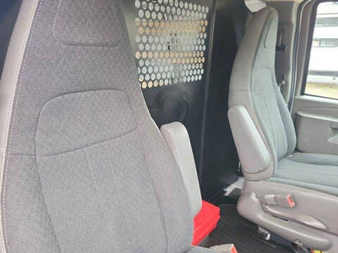 2024 GMC Savana 2500