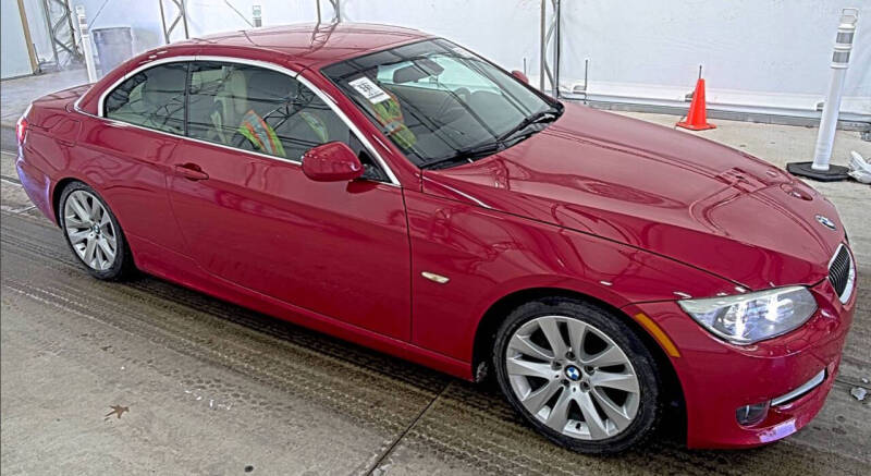 2011 BMW 3 Series 328i's photo