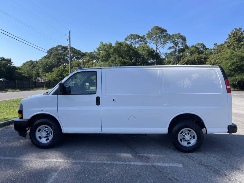 2018 Chevrolet Express 2500