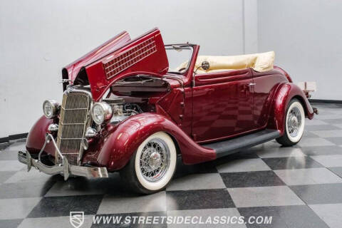1935 Ford Cabriolet