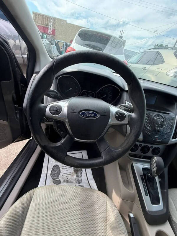 2014 Ford Focus SE