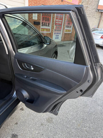 2017 Nissan Rogue SV