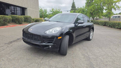 2015 Porsche Macan S