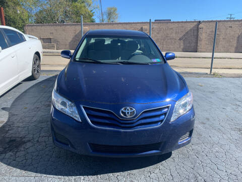 2011 Toyota Camry for sale at JORDAN AUTO SALES in Youngstown OH