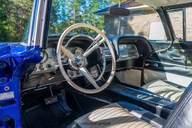 1959 Ford Thunderbird