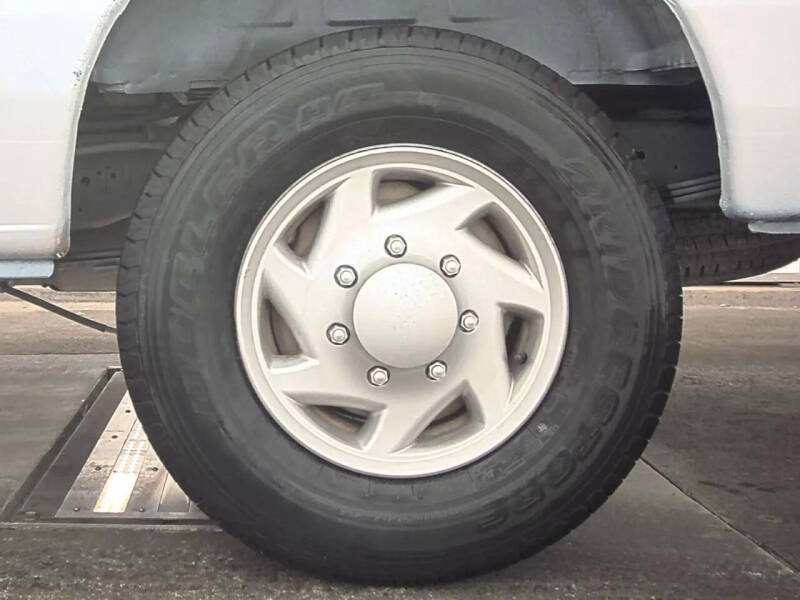 2011 Ford E-Series E-250