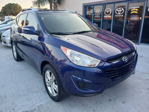 2012 Hyundai Tucson for sale at BestCar in Kissimmee FL