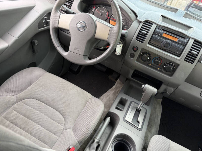 2011 Nissan Frontier S
