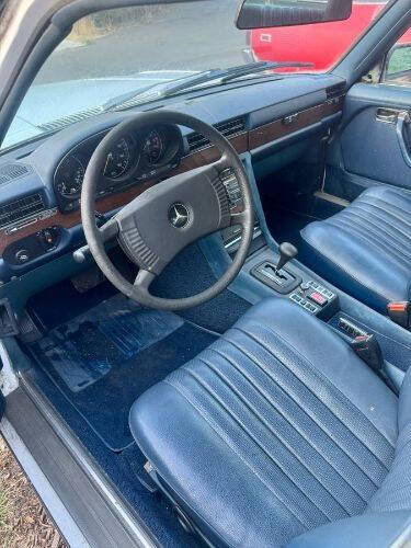 1976 Mercedes-Benz 450-Class