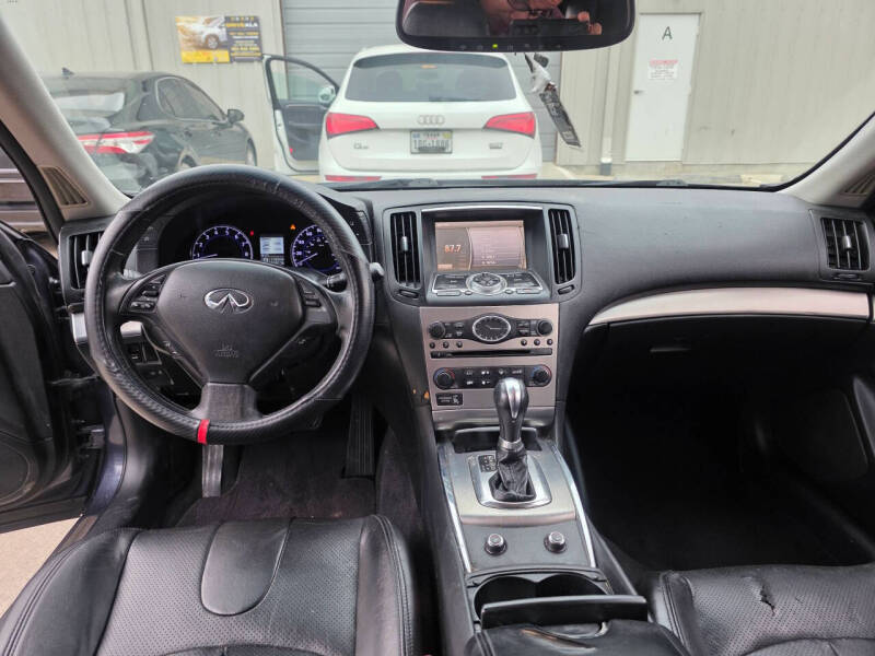 2011 Infiniti G25 Sedan Journey