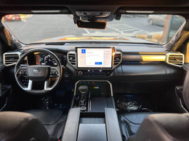 2024 Toyota Tundra Platinum