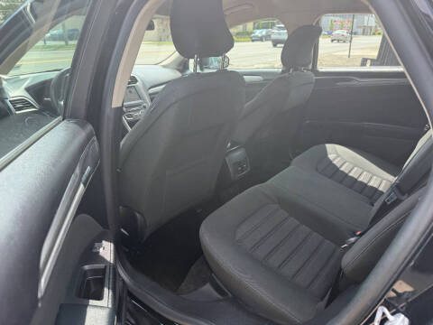 2018 Ford Fusion SE