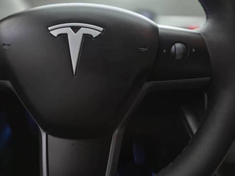 2025 Tesla Model Y Long Range
