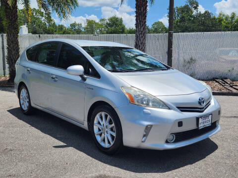 2013 Toyota Prius v Five