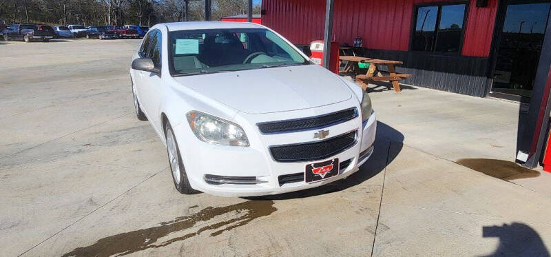 2009 Chevrolet Malibu for sale at LEE AUTO SALES in McAlester OK